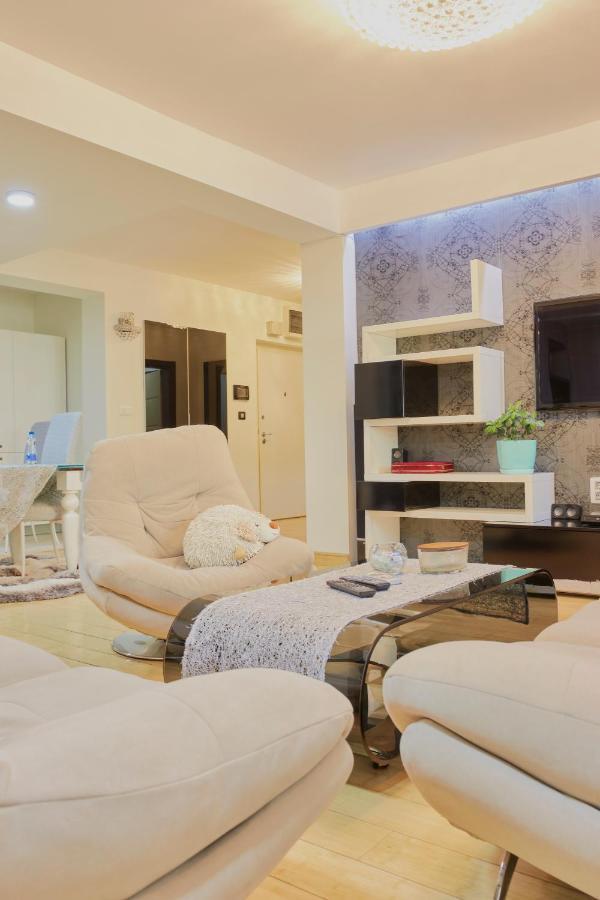 Diamond Butterfly Apartment Skopie Exterior foto